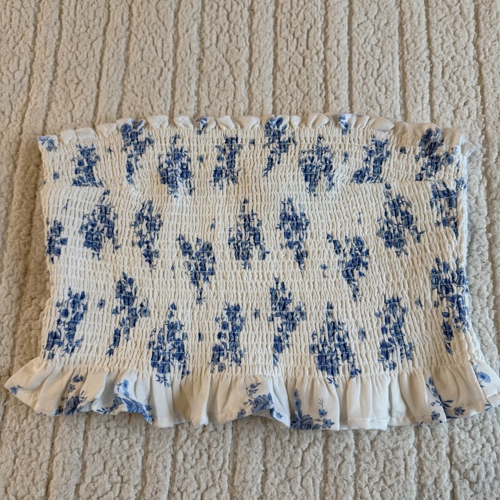 Hollister Tube Top Women's Large‎ White Blue Floral Smocked New